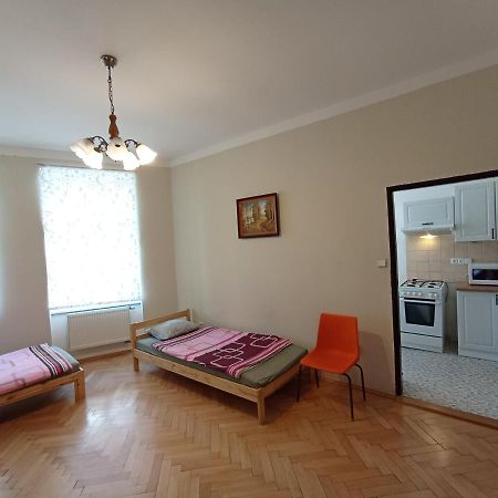 Apartments Captain Flint Прага Экстерьер фото