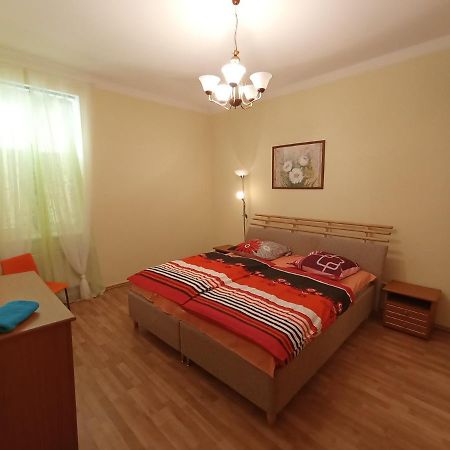 Apartments Captain Flint Прага Экстерьер фото