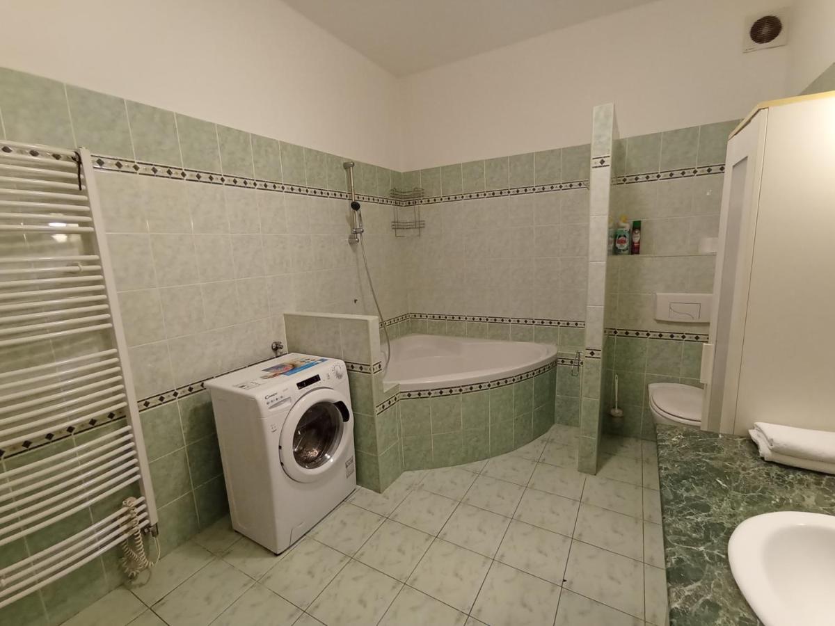 Apartments Captain Flint Прага Экстерьер фото